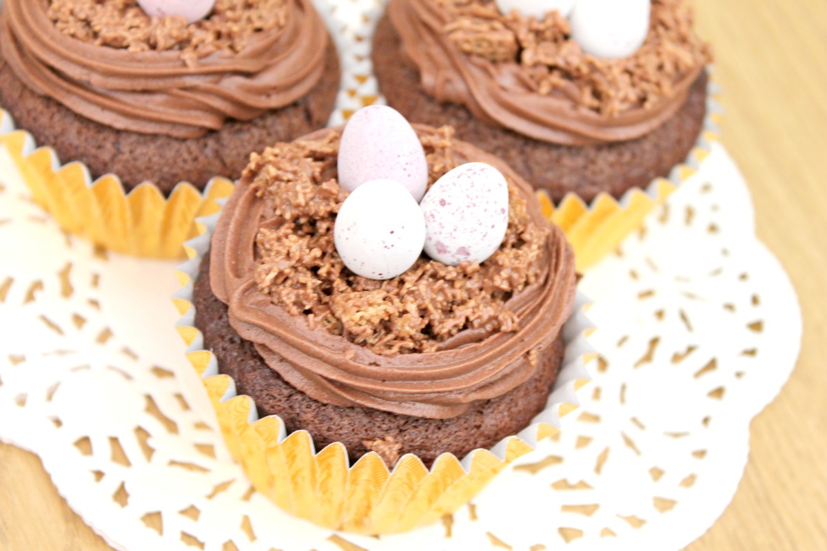 The Cutest Easter Nest Cupcakes